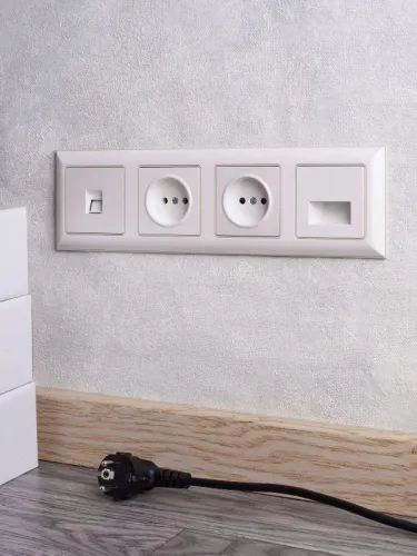 Рамка 4-м BRITE РУ-4-Бр беж./жемчуж. IEK BR-M42-12-1-K10 фото 6