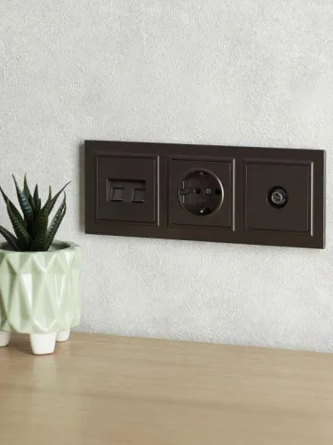 Рамка 3-м BRITE РУ-3-БрТБ бронза IEK BR-M32-K45 фото 6