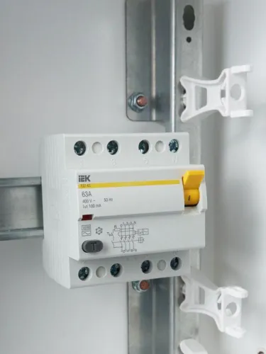 Выключатель дифференциального тока (УЗО) 4п 63А 100мА тип AC ВД1-63 KARAT IEK MDV10-4-063-100 фото 4