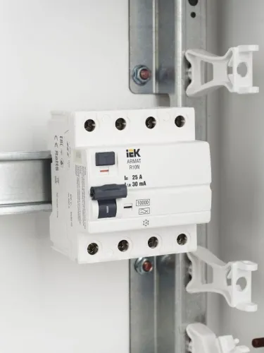 Выключатель дифференциального тока (УЗО) 4п 25А 30мА тип A ВДТ R10N ARMAT IEK AR-R10N-4-025A030 фото 2