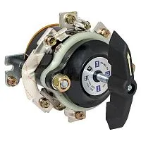 Переключатель пакетный реверсивный 1-кл. 100А IP00 ПП 3-100/Р М3 исп.3 черн. EKF pp-3-100-3r