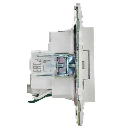 Розетка SKANDY 16А с заземл. защ. шторки SK-R04W арктич. бел. IEK SK-R14-16-K01 фото 4