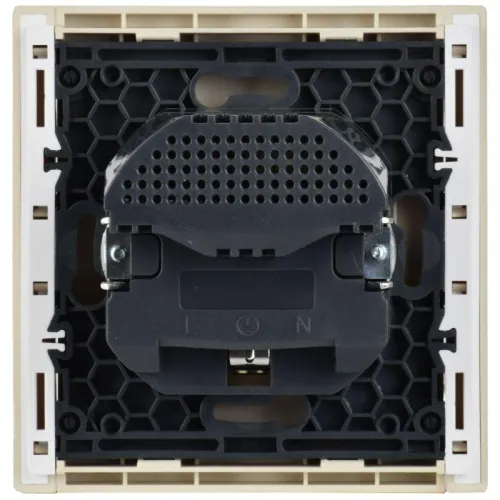 Розетка FORTE&PIANO FP445 16А USB A+A 3.1А с заземл. защ. шторки винт. крепл. ваниль IEK FP-R14-16-U21-D31-K10 фото 4