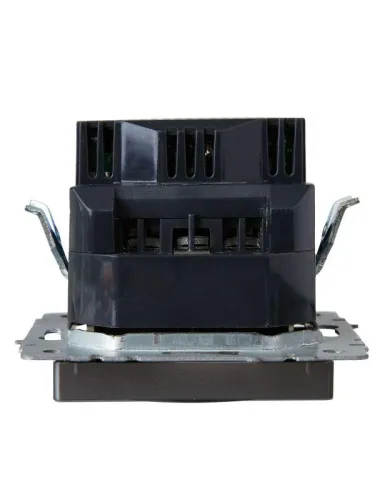 Розетка BRITE РЮш10-1-БрС 16А с USB A+A 2.1А с заземл. защ. шторки механизм сталь IEK BR-R14-16-U21-D21-K46 фото 6