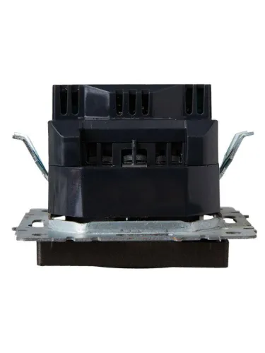 Розетка BRITE РЮш11-1-БрТБ 16А с USB A+C 18Вт с заземл. защ. шторки темн. механизм бронза IEK BR-R14-16-U22-018-K45 фото 5