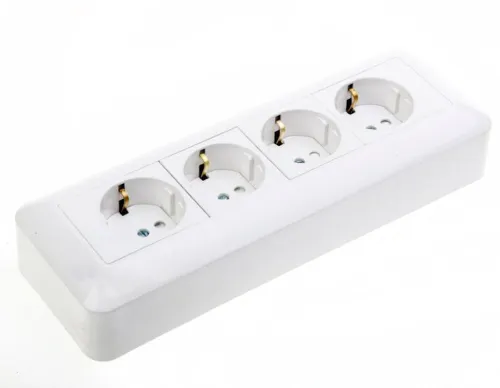 Розетка 4-м ОП Blanca / Прима 16А IP20 250В с заземл. защ. шторки с монтажн. пластиной (опт. упак.) бел. SE RA16-411M-B фото 2