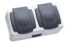 Розетка 2-м с заземл. с защ. крышкой Makel 37064201