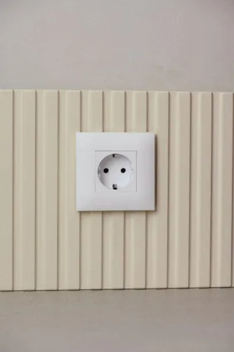 Розетка SKANDY 16А с заземл. без защ. шторок SK-R05W арктич. бел. IEK SK-R11-16-K01 фото 5