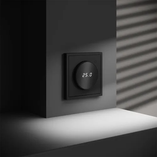 Терморегулятор электронный S70 с индикацией и датчиком для теплого пола механизм черн. матов. Voltum VLS070108 фото 5