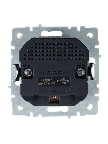 Розетка BRITE РЮш10-1-БрКр 16А с USB A+A 2.1А с заземл. защ. шторки механизм беж. IEK BR-R14-16-U21-D21-K10 фото 3