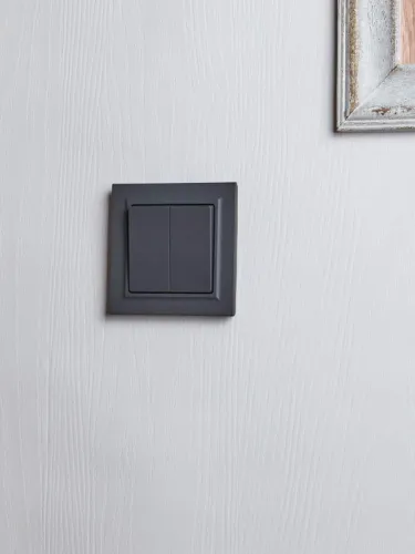 Выключатель 2-кл. СП BRITE ВСР10-2-0-БрГ 10А в сборе графит IEK BR-V20-0-10-K53-F фото 7