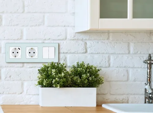 Розетка 1-м СП Inspiria 16А IP20 250В 2P+E немецк. стандарт с заряд. устройством USB тип C 1.5А 5В механизм бел. IEK 673770 фото 5