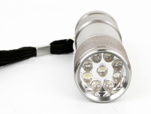 Фонарь UF9LED 3хR03 9LED алюм. металлик (короб) Ultraflash 7903 фото 5